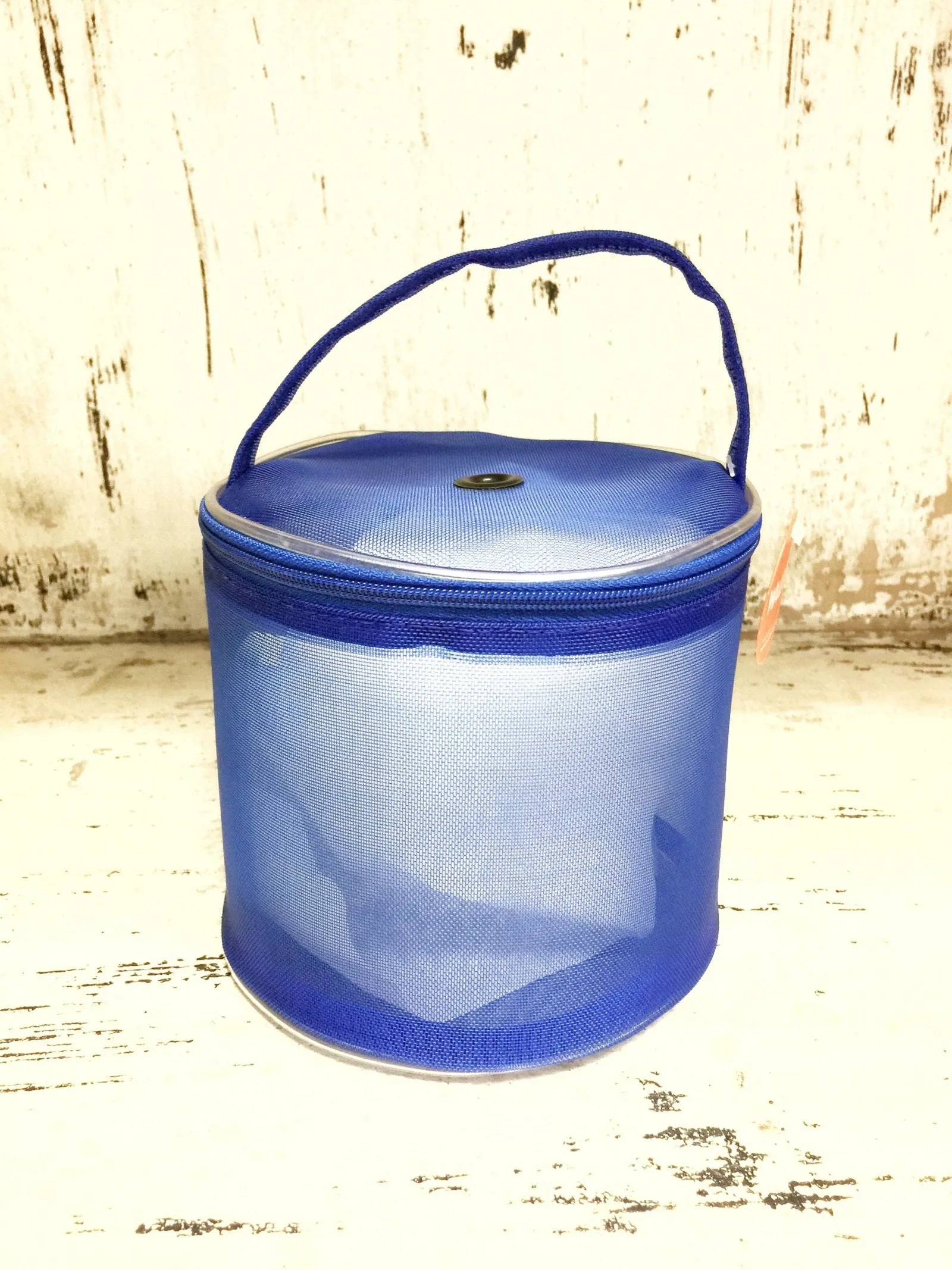 Walker 5" Yarn Ball Case