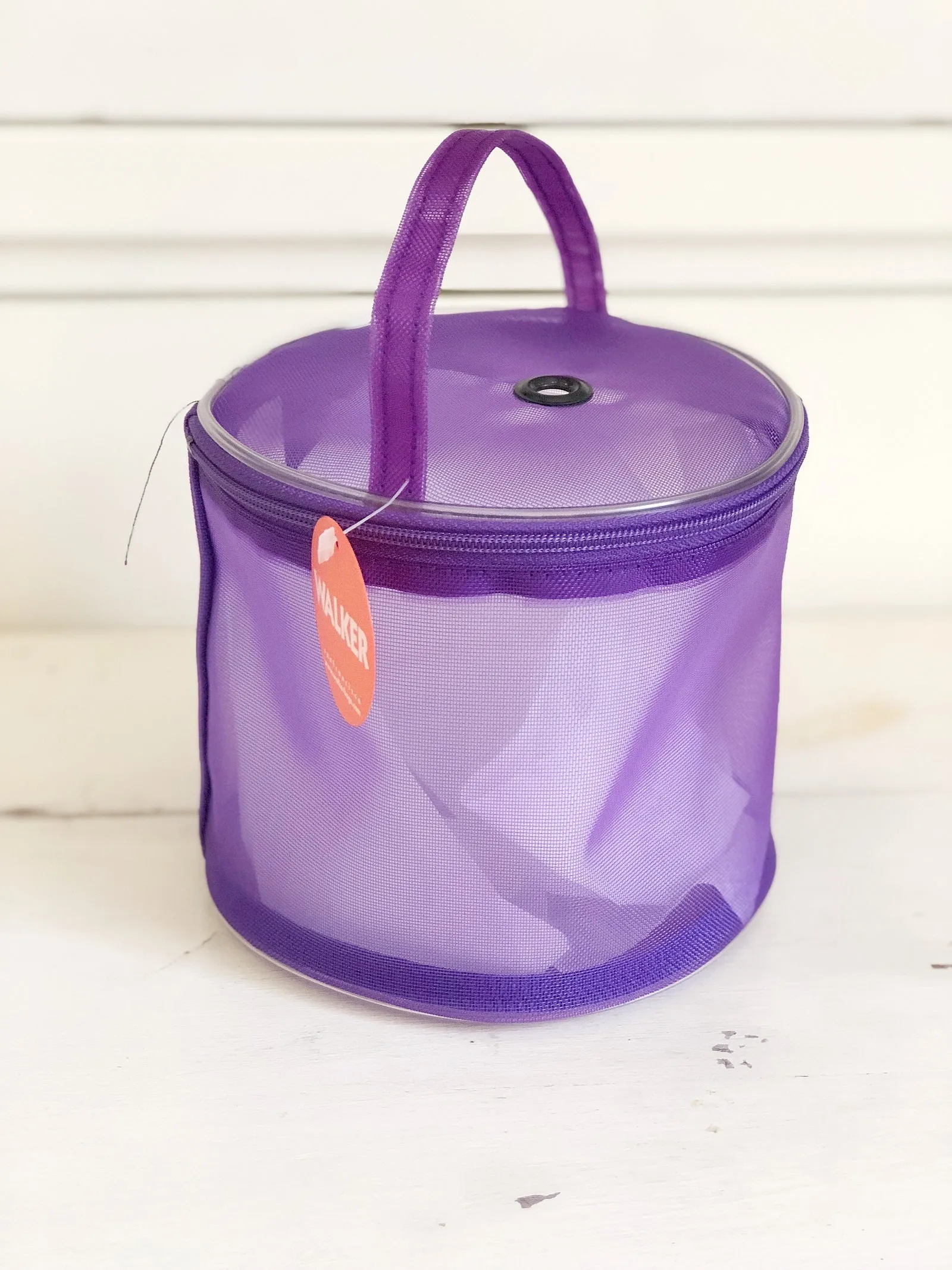 Walker 5" Yarn Ball Case